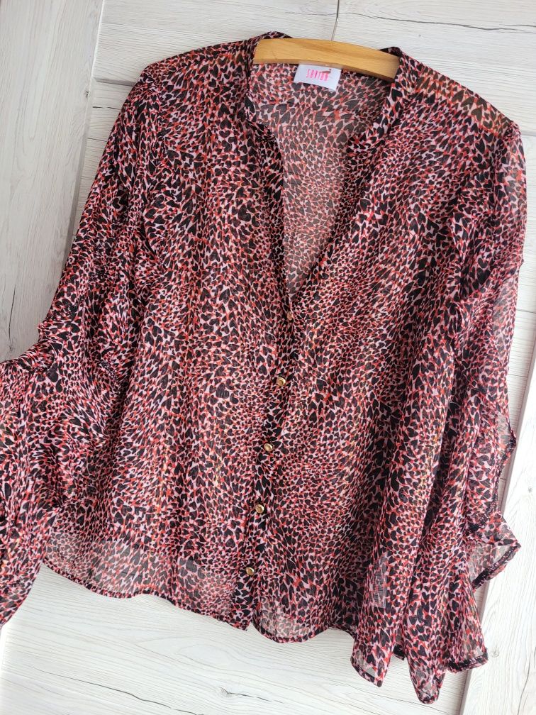 Śliczna koszula z falbankami w print XL Davida