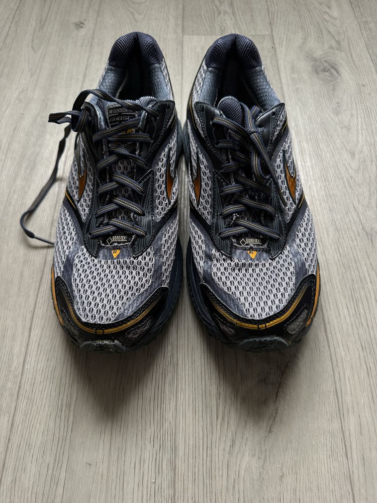 Кросівки Brooks Ghost 7 Gore tex Salomon