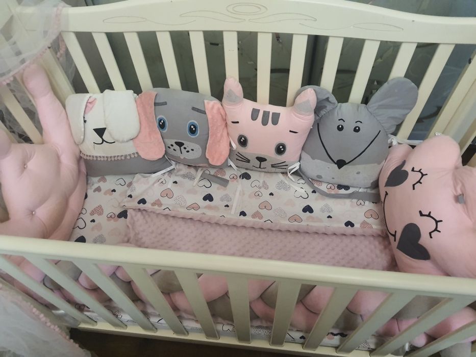 Продам постільної комплект для дівчинки