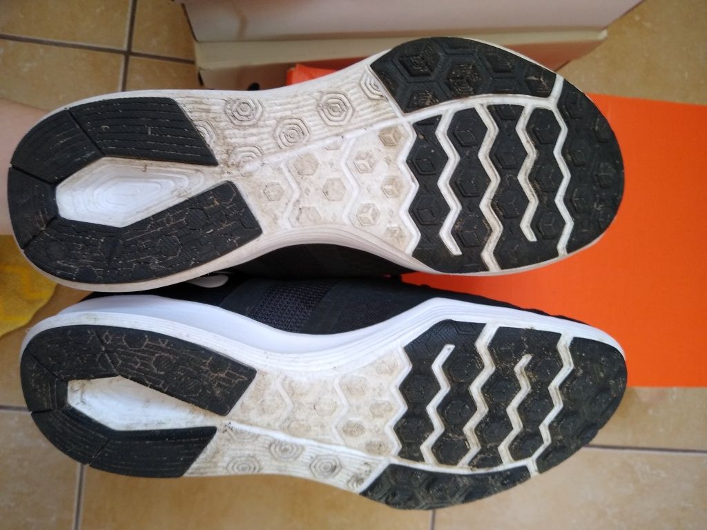 Buty sportowe Nike 40