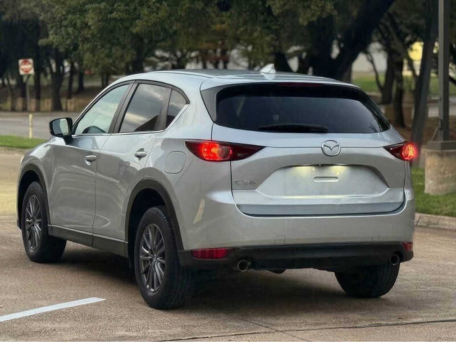 Mazda CX-5 Touring      2020
