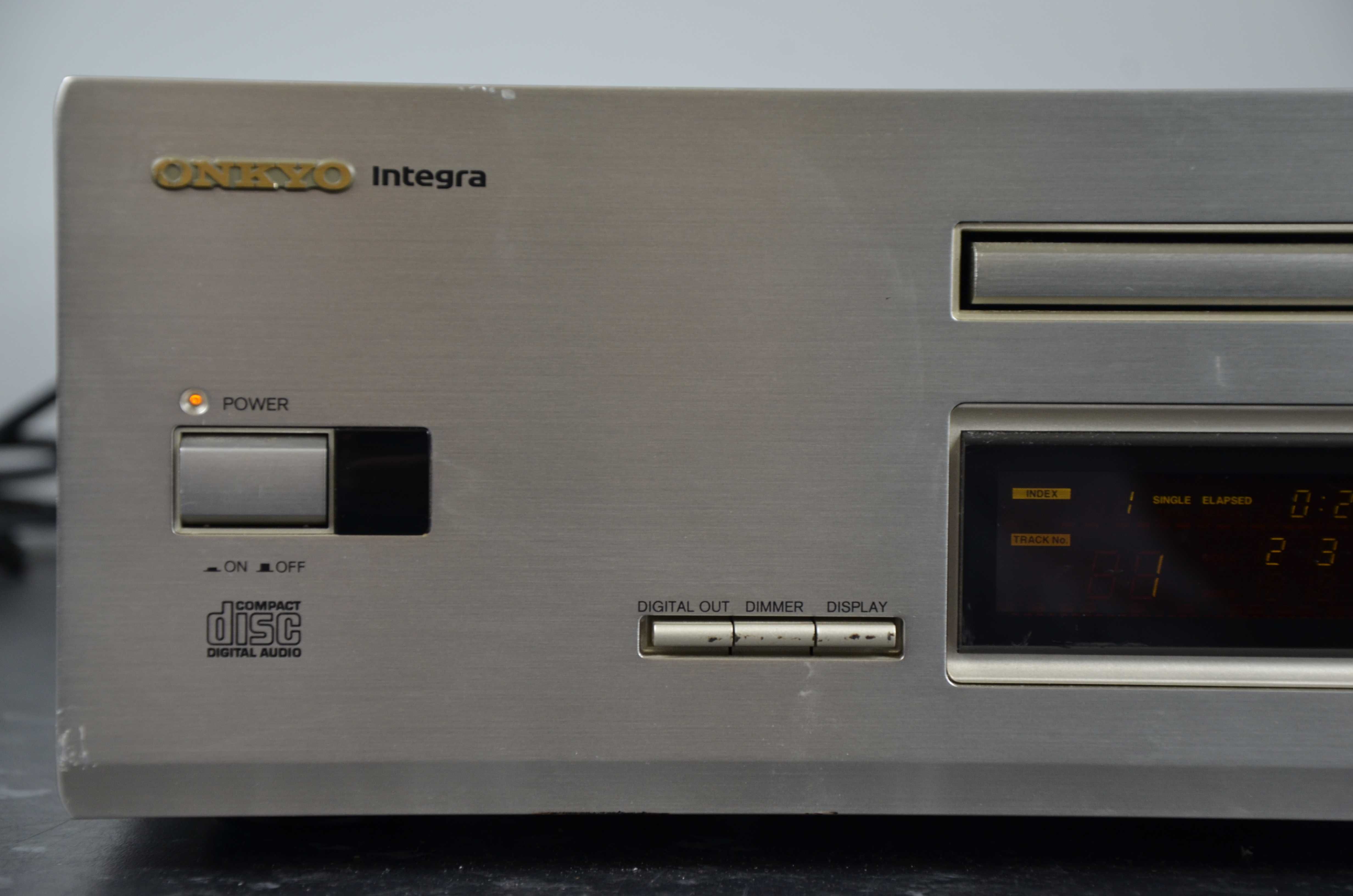 Odtwarzacz CD Onkyo DX-7711 srebrny INTEGRA Okazja