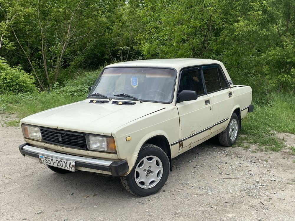Продам ваз 2105 в доброму стані