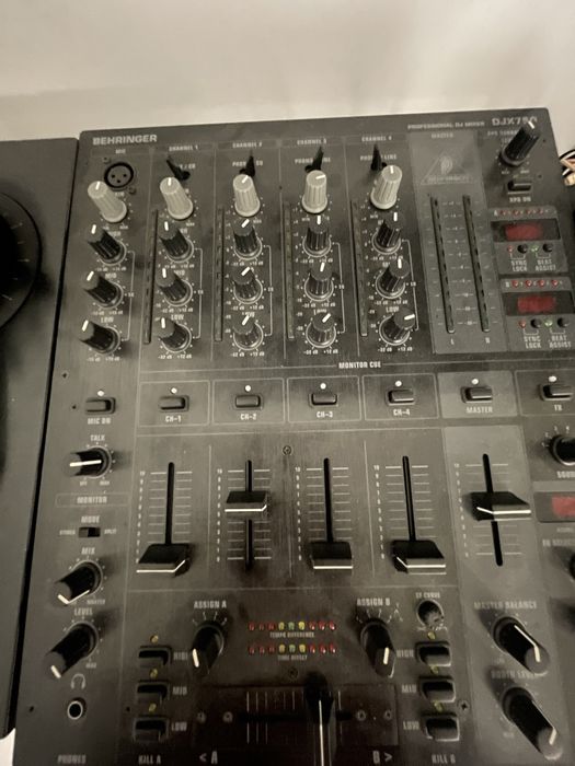 zestaw audio, gramofon reloop, mixer wzmacniacz głośniki