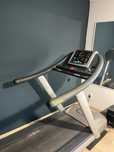 Bieżnia profesjonalna Technogym Jog Excite 700 -