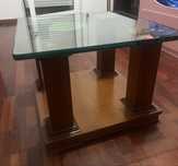Mesa de madeira com Tampo de Vidro