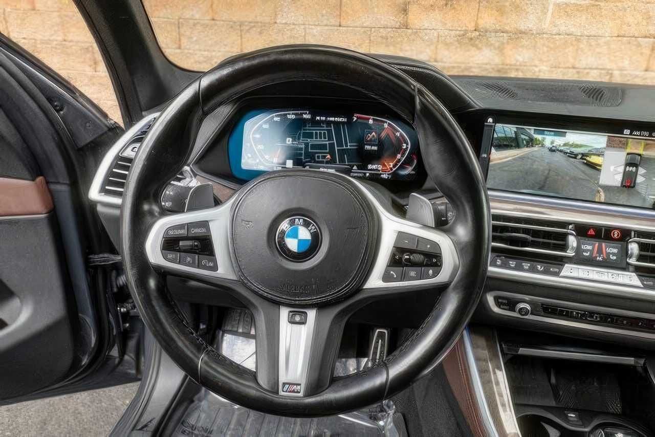 2021    BMW    X5