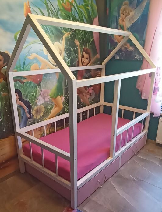 Łóżko dziecięce drewniane domek biały (2 szuflady i materac)