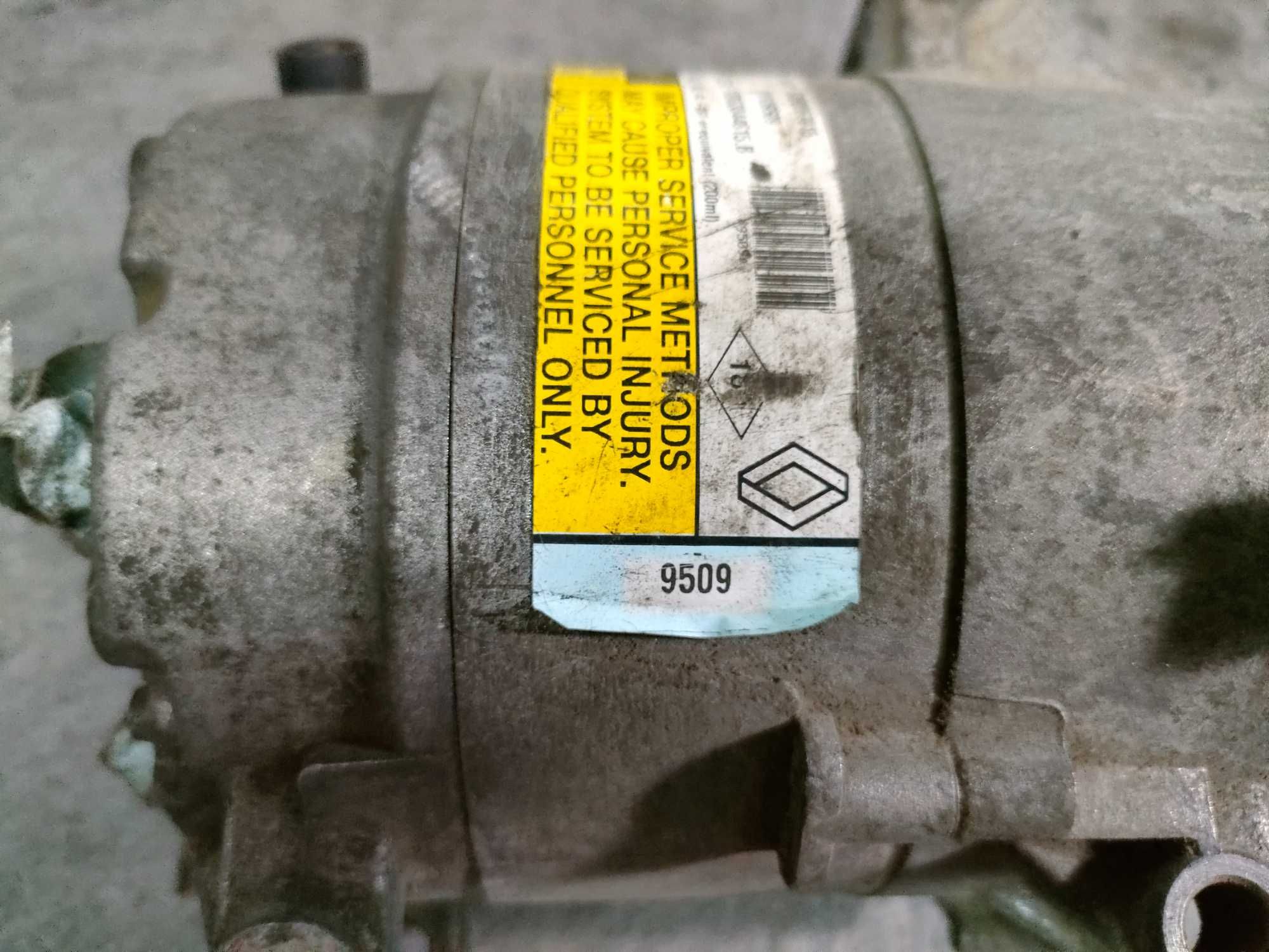 Espace IV Laguna II 2,0Turbo sprężarka klimatyzacji