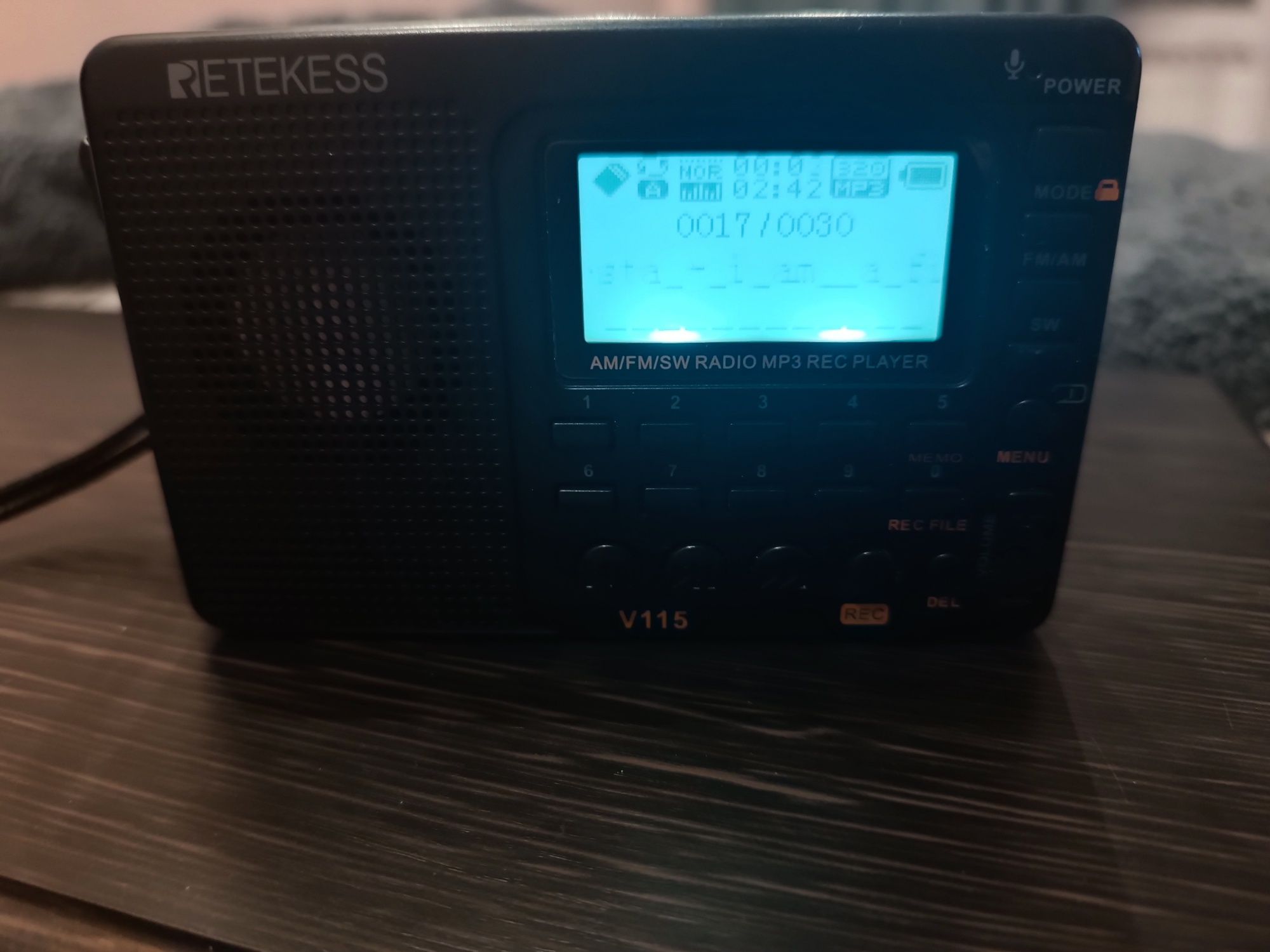 Радіо прийомник V115