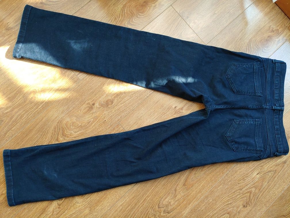 Spodnie jeansowe proste Peruna 36