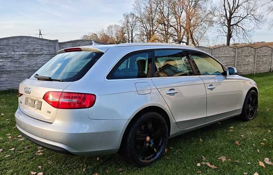 Audi A4 B8 Lift 2.0 tdi, 143 KM, niski przebieg