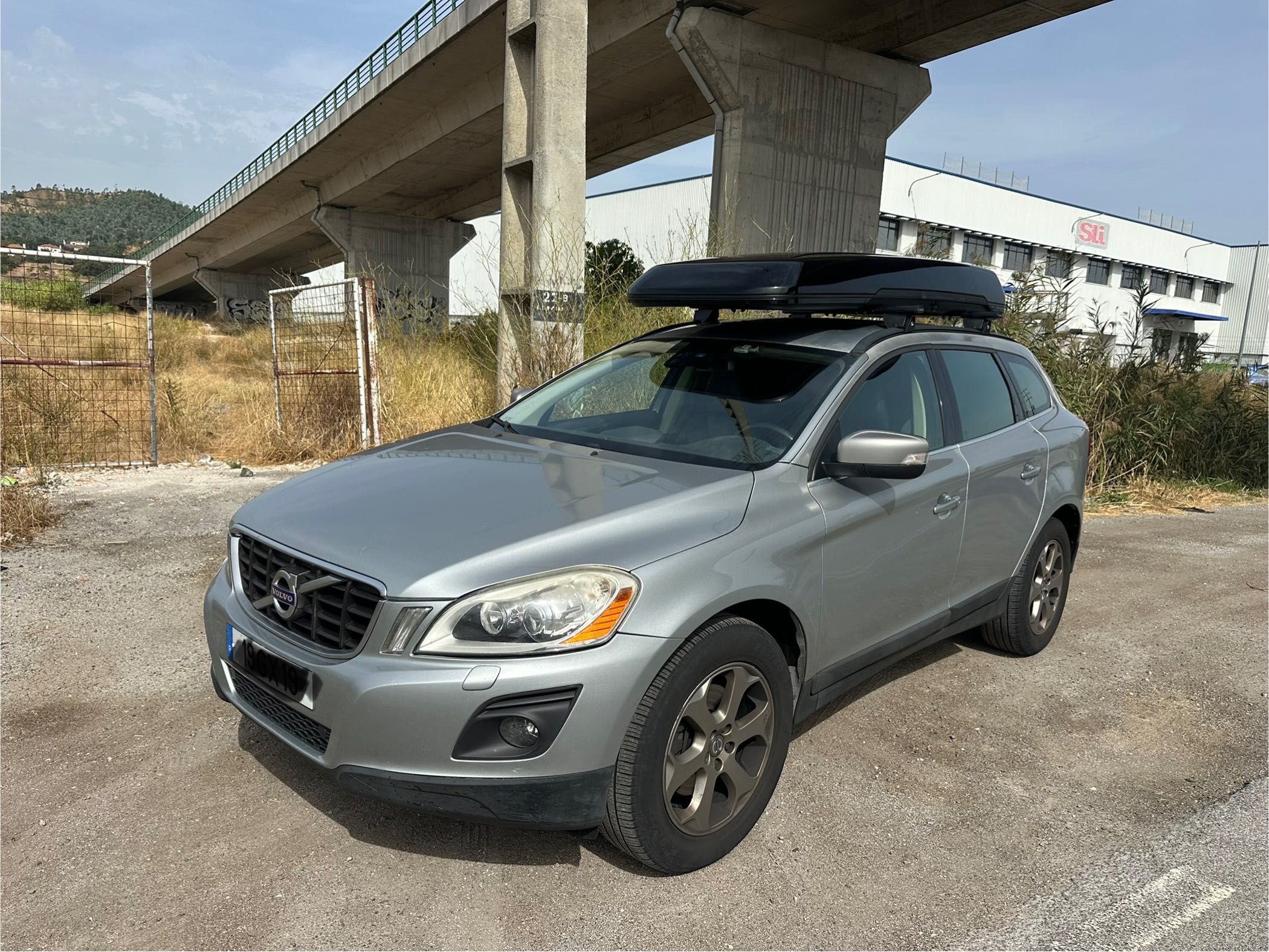 Volvo XC60 D5 2.4 AWD