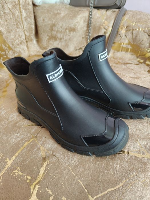 Buty deszczowe/KALOSZE - jednokolorowe, antypoślizgowe Buty deszczowe