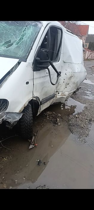 Продам Рено мастер 2 после прилёта. Передняя часть двигатель коробка р