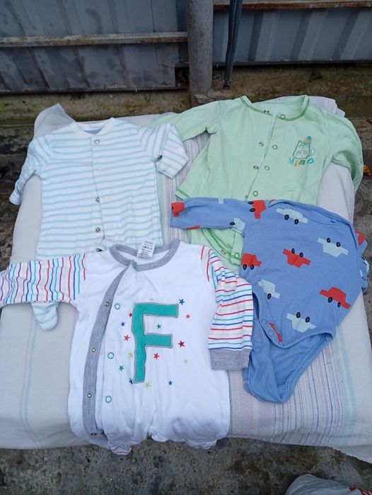 Отдам бесплатно на мальчика