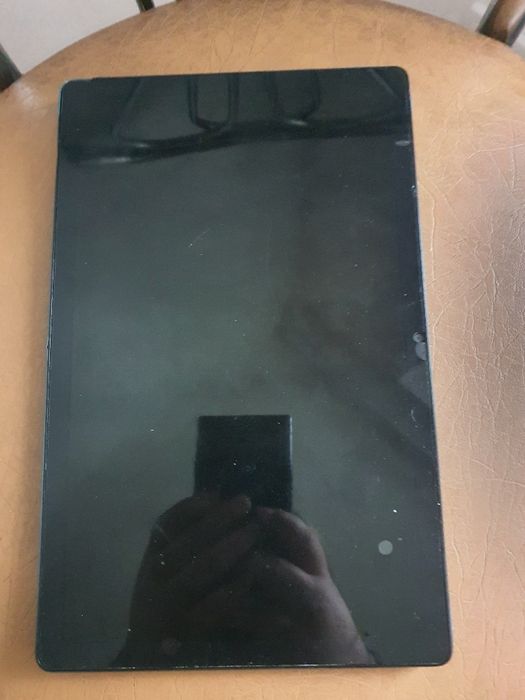 Продам планшет на запчасти