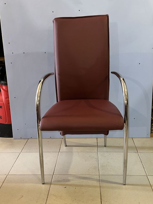 Стілець для дому