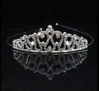 Diadem ślubna Korona TIARA błyszcząca elegancka srebrna