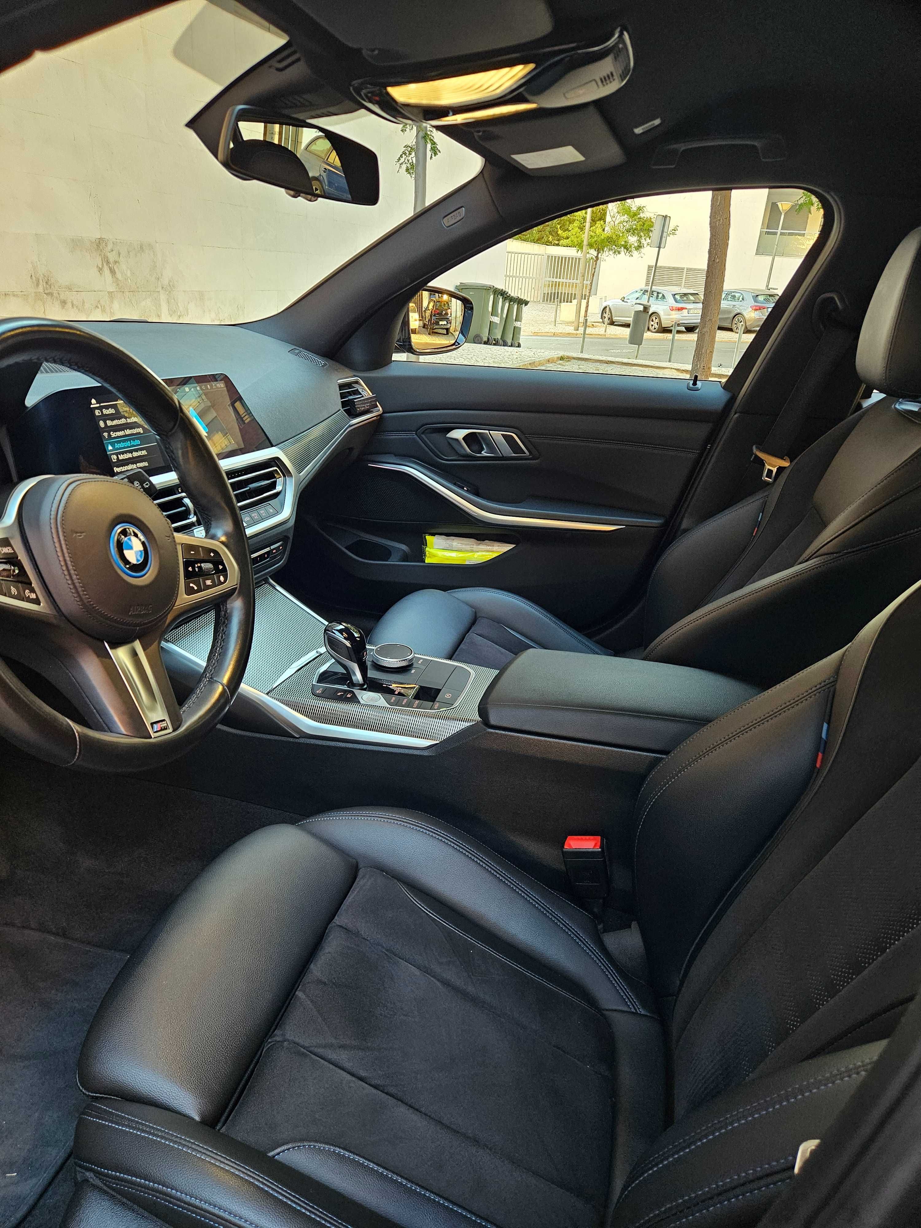 BMW 320e versão M