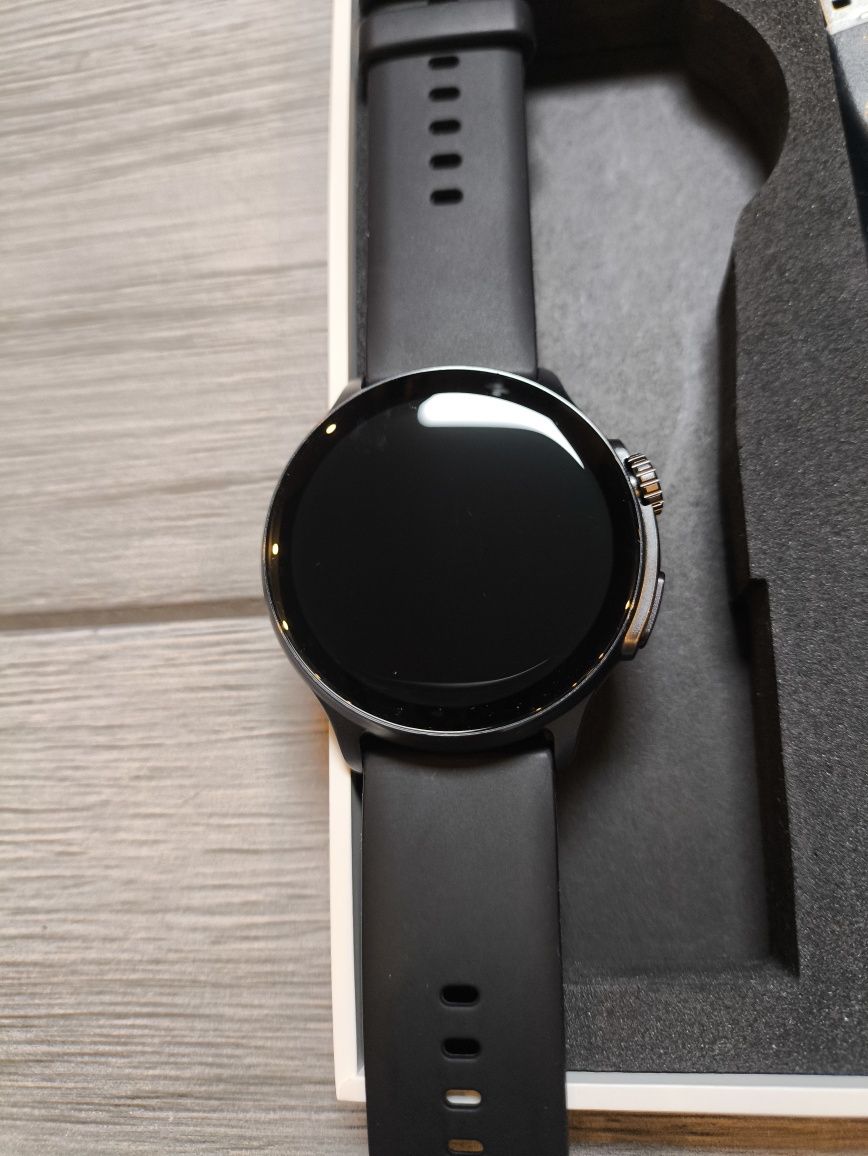 Smartwatch dla mężczyzn i kobiet zegarek fitness, czarny