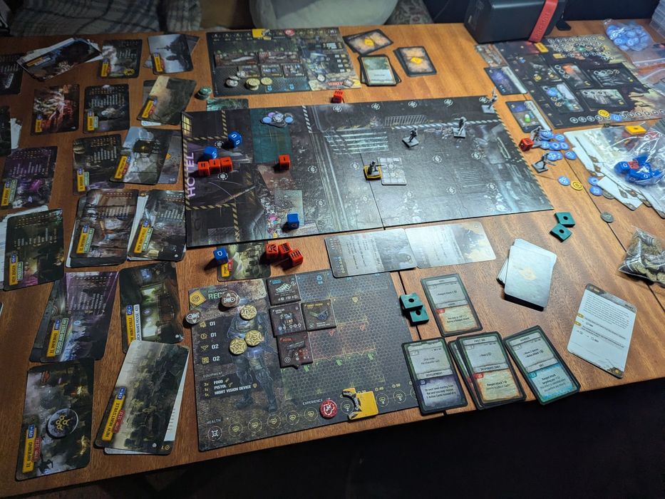 The Hunters A.D. 2114 + Hybrids + Shiptown + Huntsville(настільна гра)