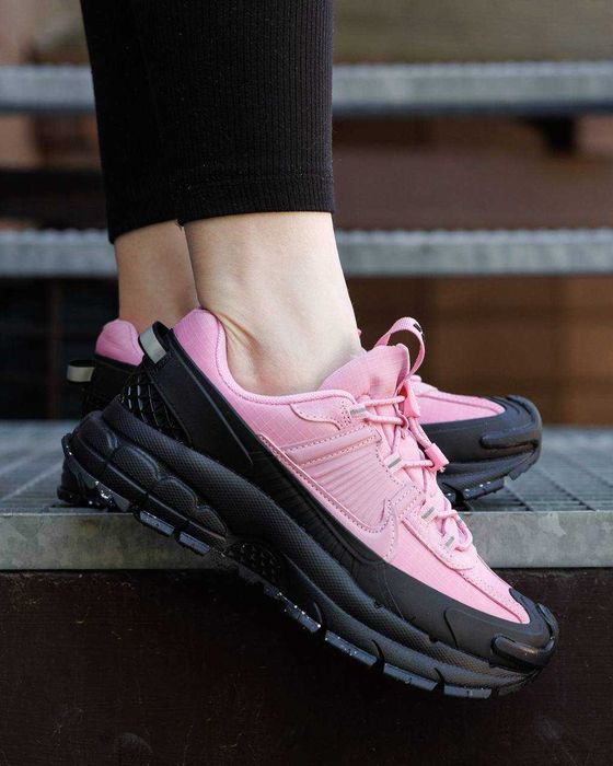 Nike Zoom Vomero Roam Black Pink Найк Зум Вомеро рожеві з чорні жіночі