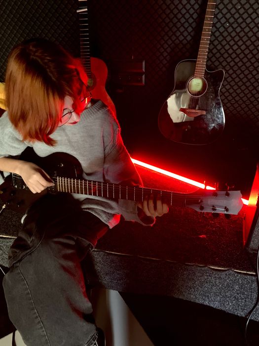 Уроки гитары вокала барабанов фортепиано. Посёлок Котовского