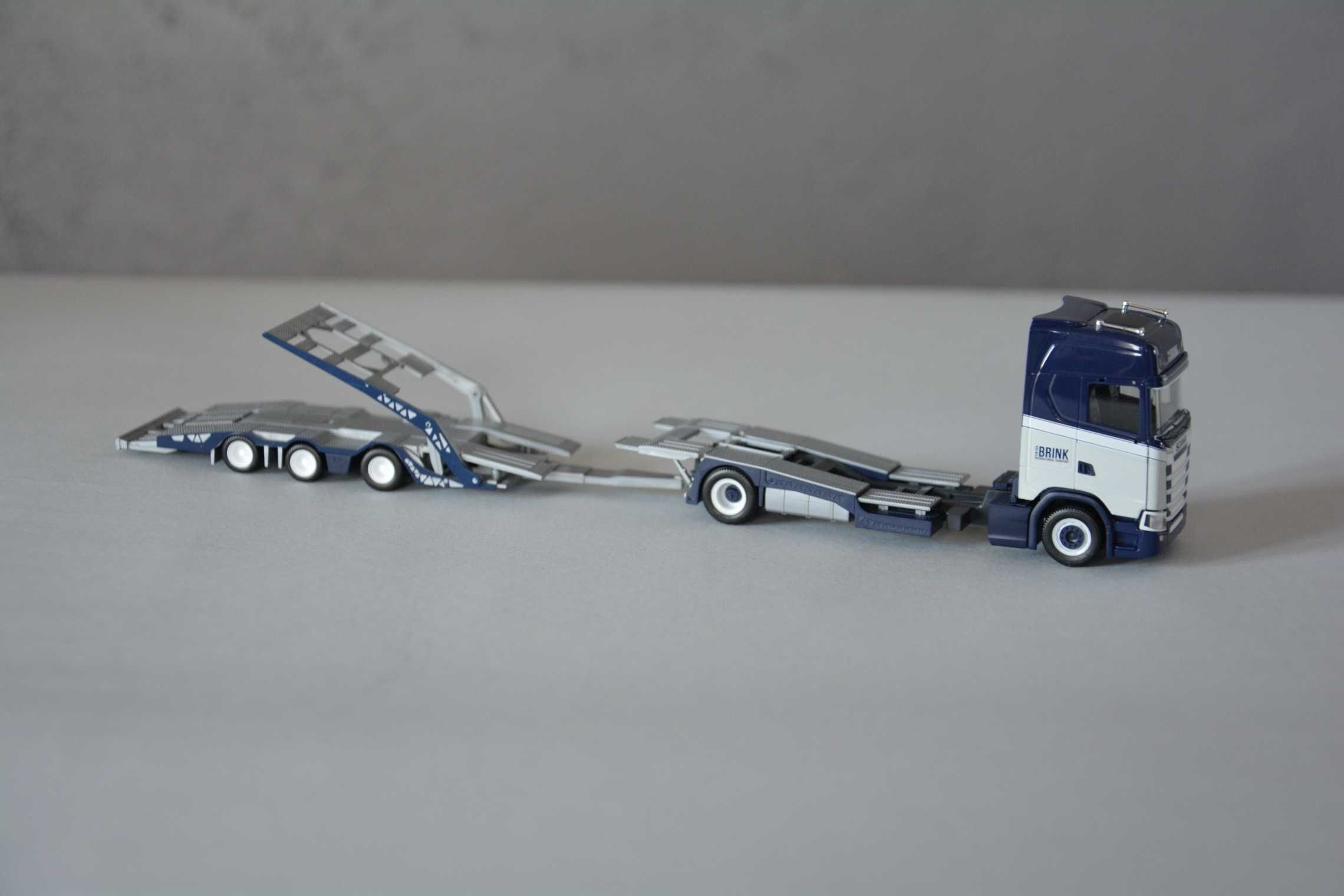 1:87 (H0) Herpa 313742 - Scania CS 20 HD (auto-transporter) BRINK (NL)