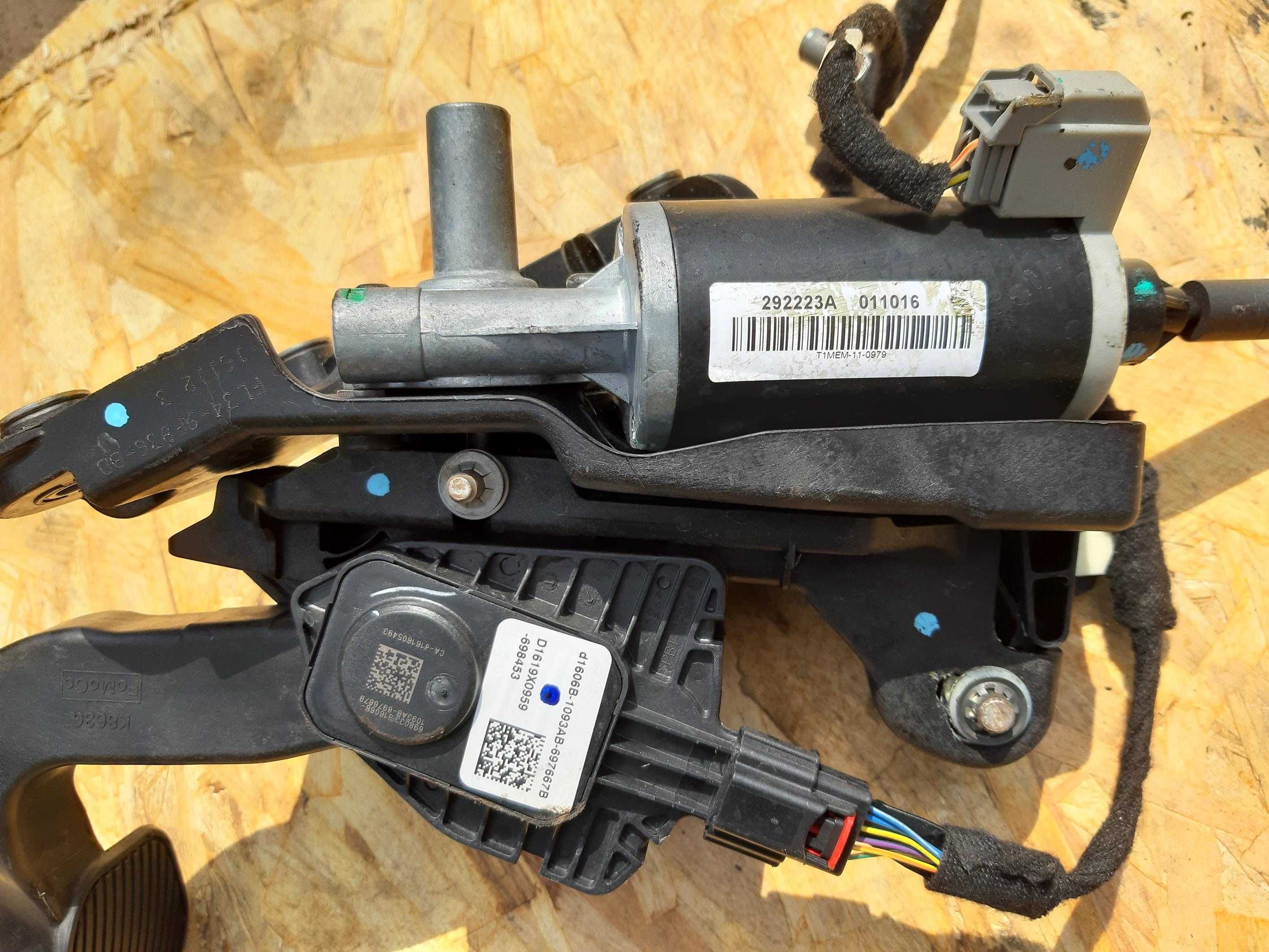 Potencjometr pedał gazu Ford F150 F 150 gaz 2016r