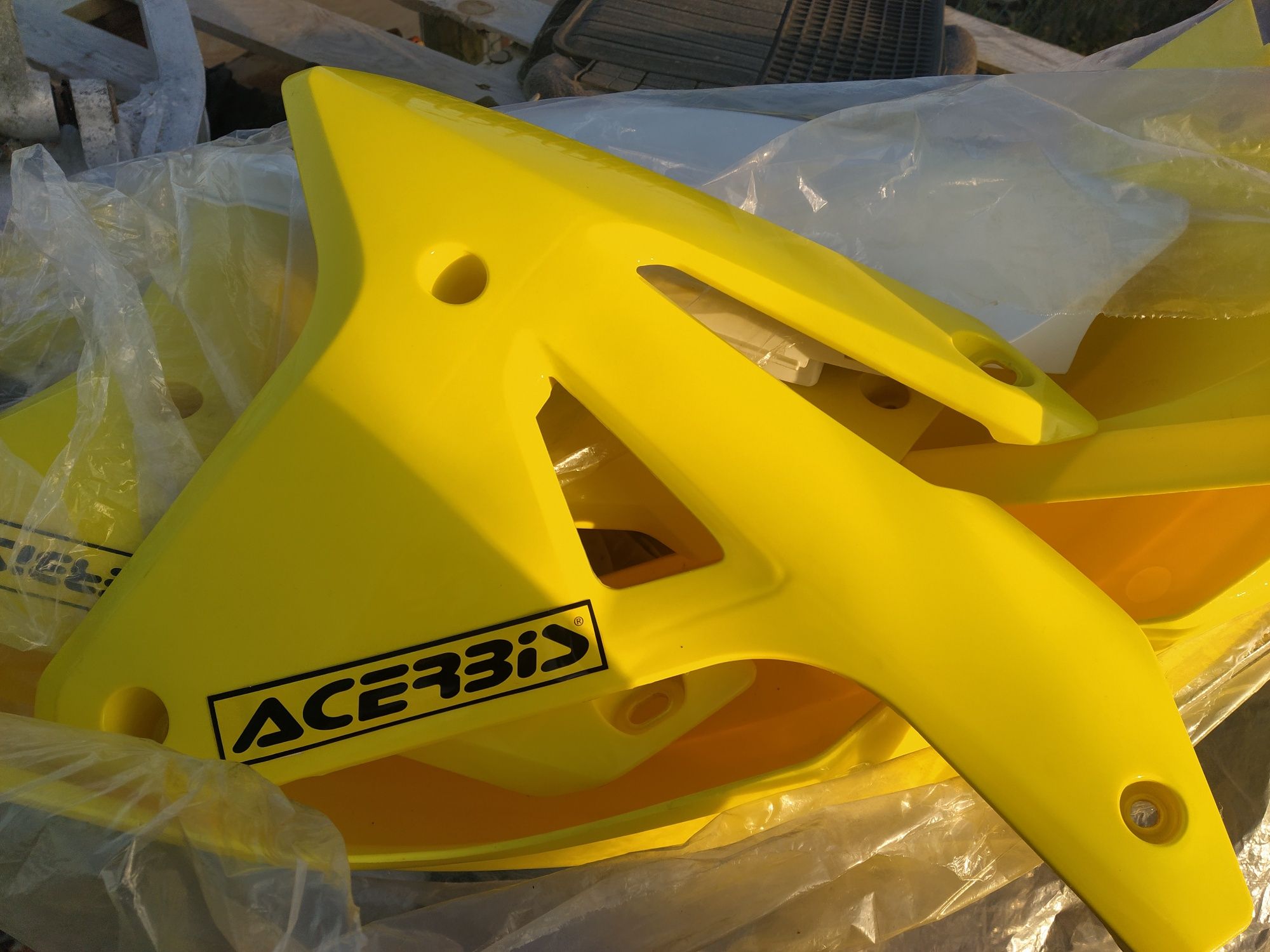 Plásticos 2007 RMz 450