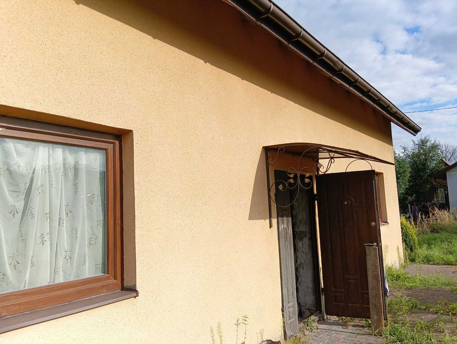 Продаж будинку у Львівській області