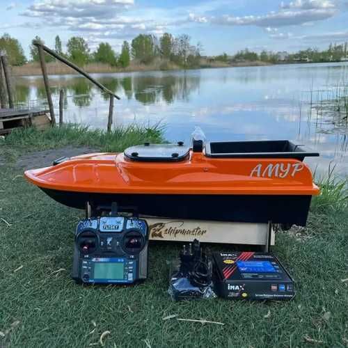 Кораблик для риболовлі Амур у комплектації з GPS Twin + Глибиномір