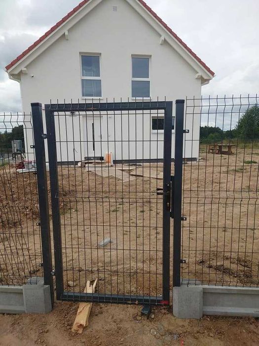 ogrodzenia ogrodzenie panelowe panele słupki brama furtka płot palety