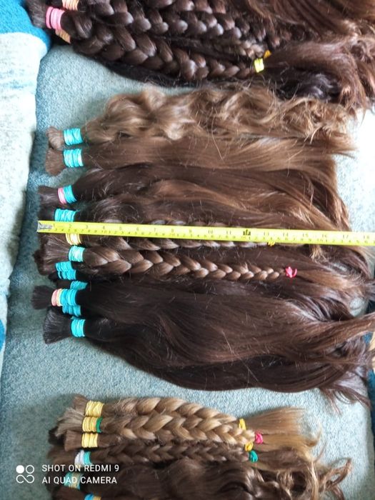 Шукаю волосся для перук та шиньонів