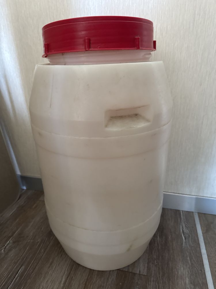 Продам емкость80л