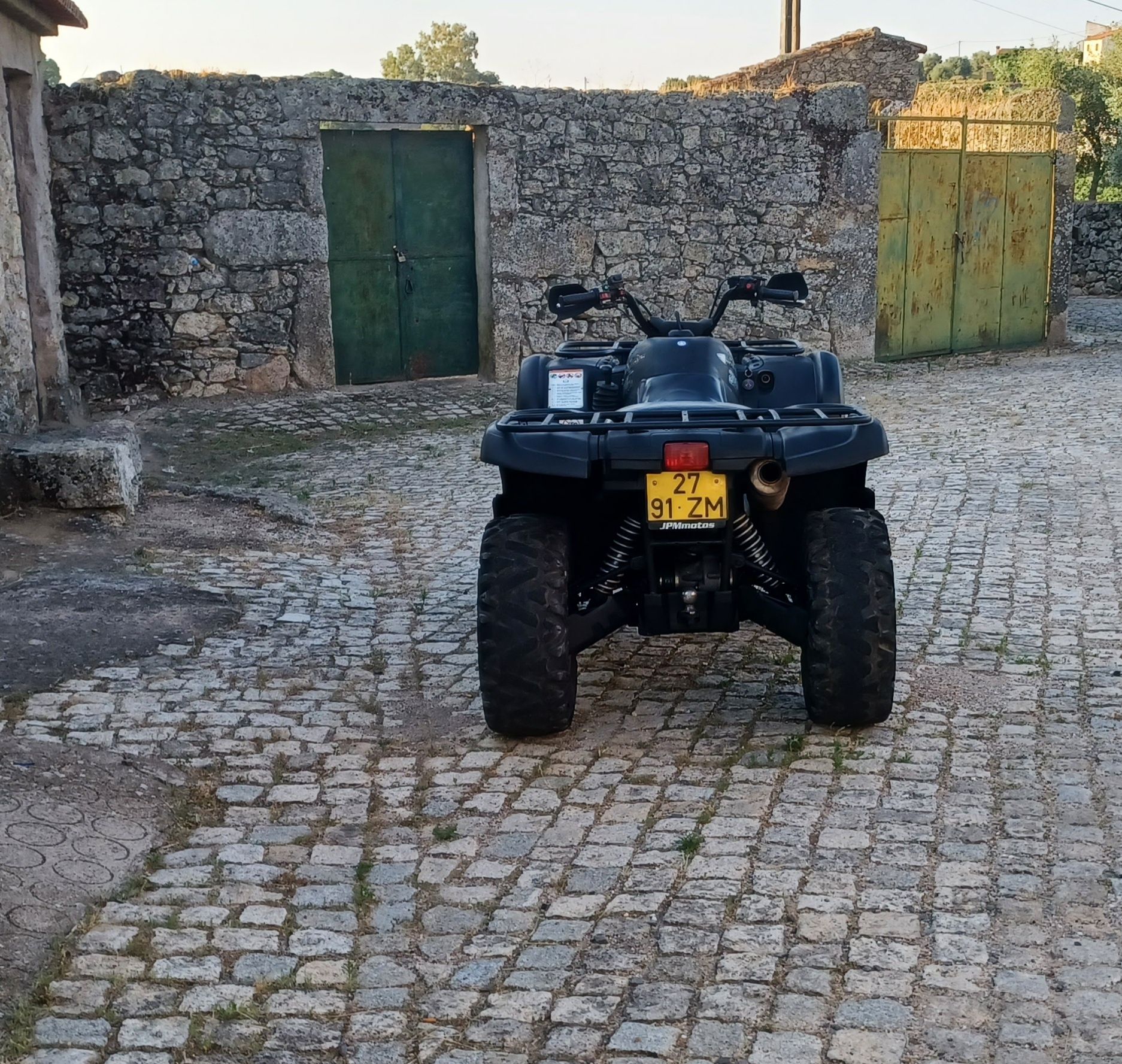 Moto 4 Yamaha  grizzly 660cc 4x4 ano 2005 com poucos km