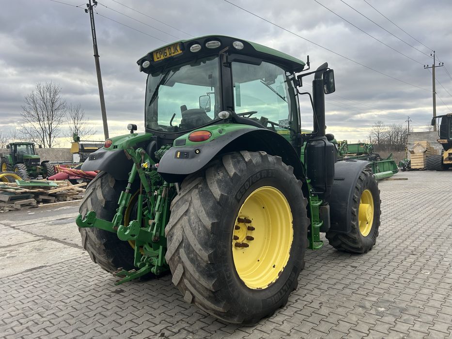 Трактор John Deere 6155R