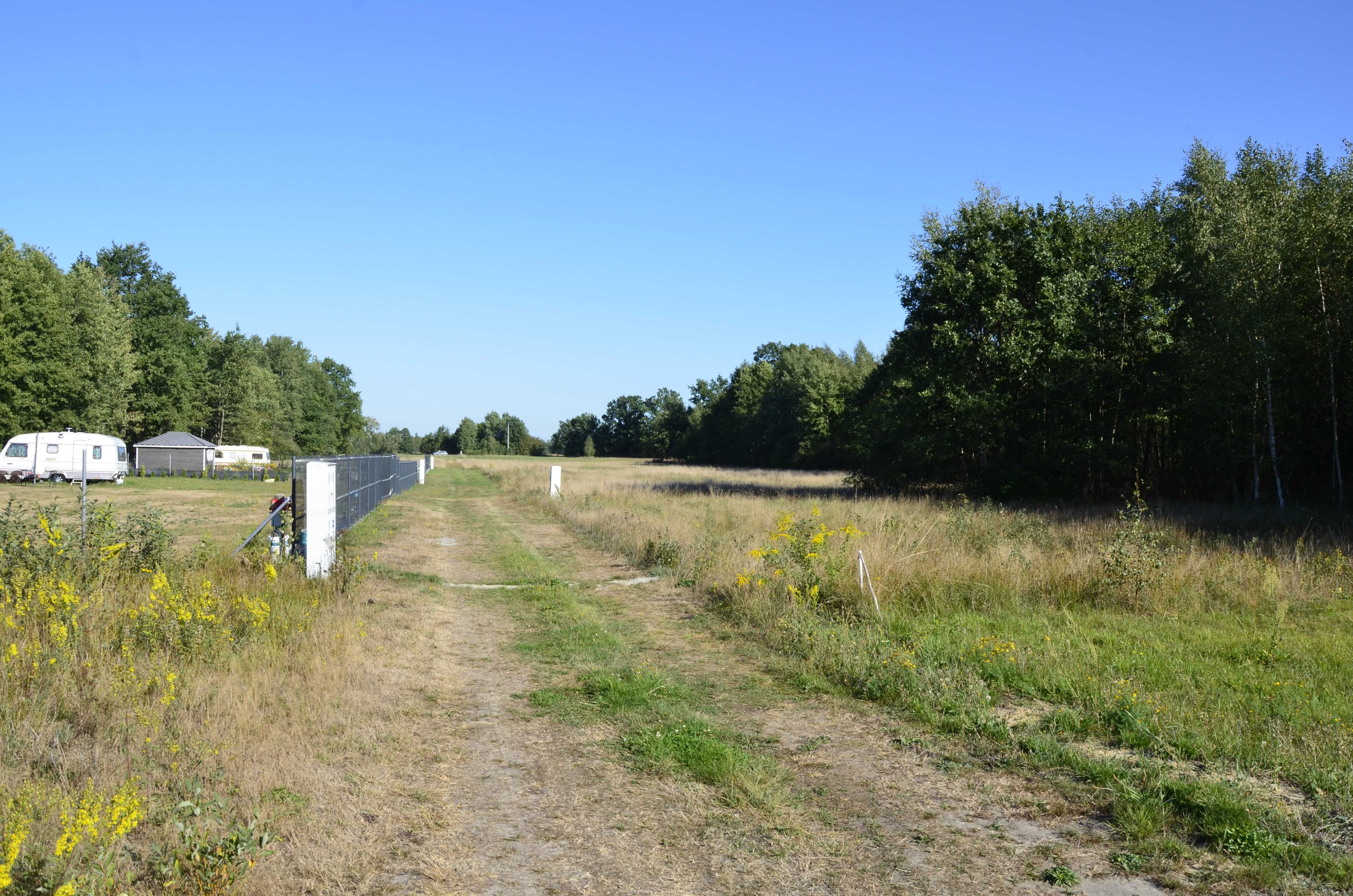 Działka rekreacyjna Sokołowo Włościańskie, godzina od Warszawy, Narew.