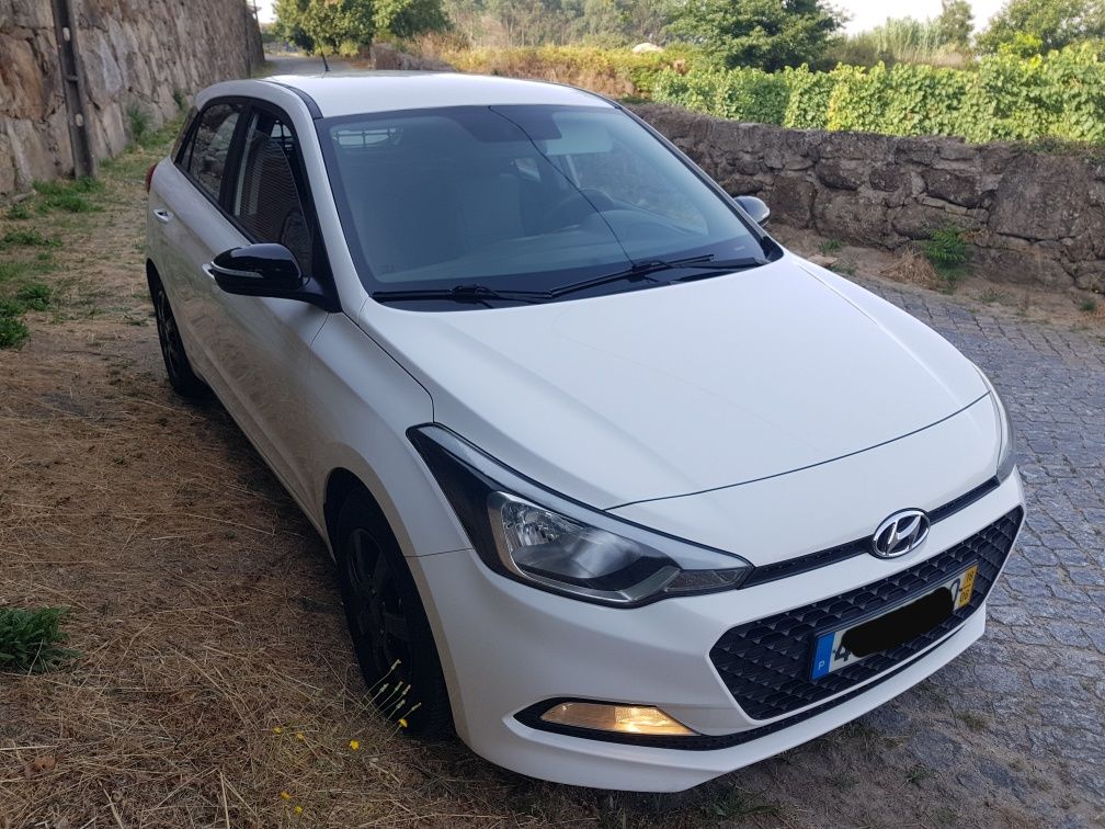Hyundai i 20 crdi top *como nova* iva dedutível *