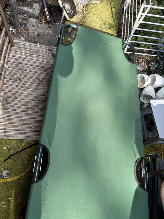 Łóżko campingowe polowe skladane