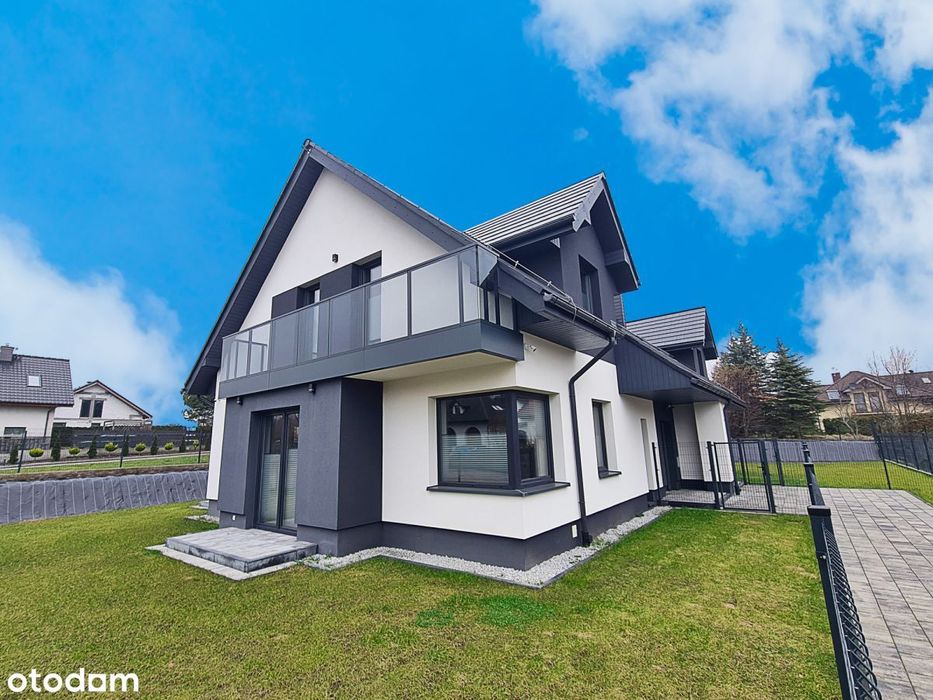 Nowoczesny dom nad jeziorem