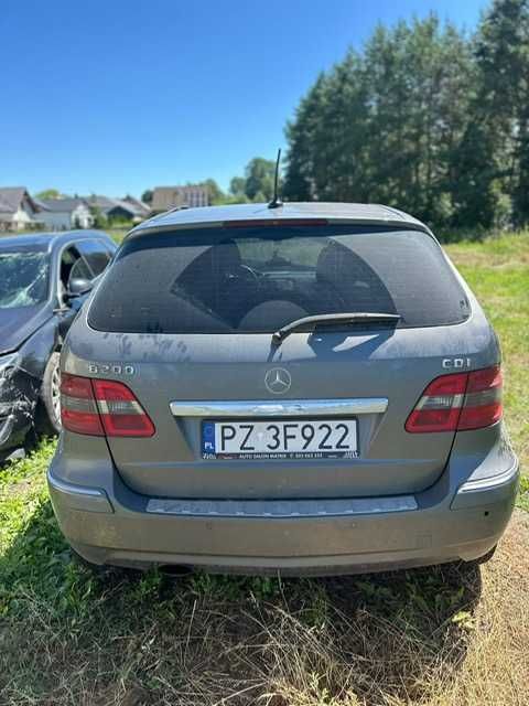 Mercedes B-klasa - B 200 CDI - uszkodzony