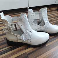 Nowe buty workery białe r. 40