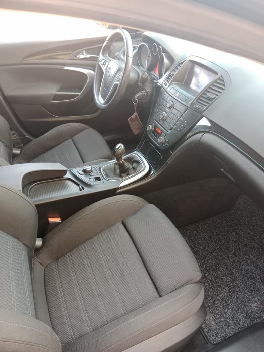 Opel insignia 1.6 benzyna turbo 180koni orginal