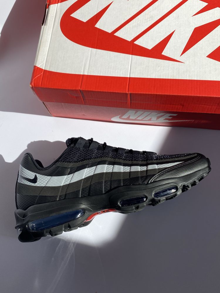 Чоловічі кросівки Nike Air max 95 UL