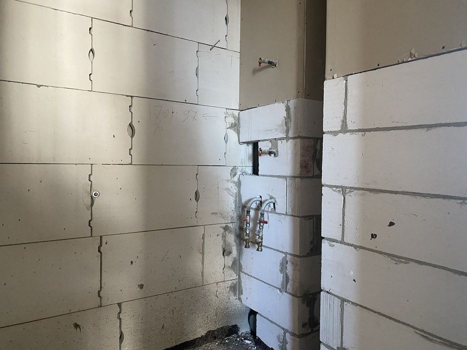 Героїв Дніпра, 23