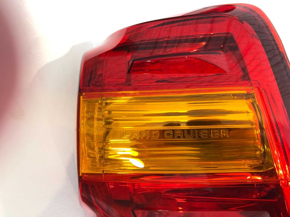 Задні ліхтарі Toyota Land Cruiser 200 2007-2015 стиль рестайлінг 2012-