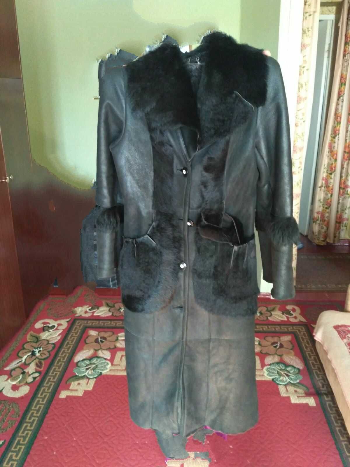 Продам женскую одежду