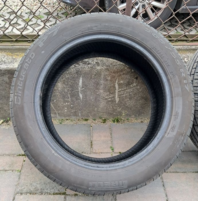 Opony letnie Pirelli P7 Cinturato 205/55 R17 91V DOT 2321

Czytaj więc